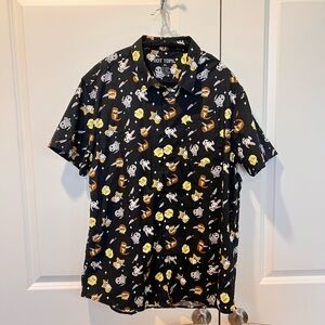 Hot Topic Black Graphic Men's Shirt animal with knives